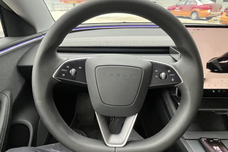 Tesla Model 3 2024 #13 Tesla Model 3 2024 car image #13