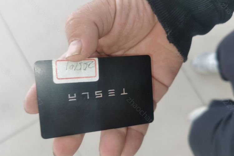 Tesla Model Y 2022 car image #9