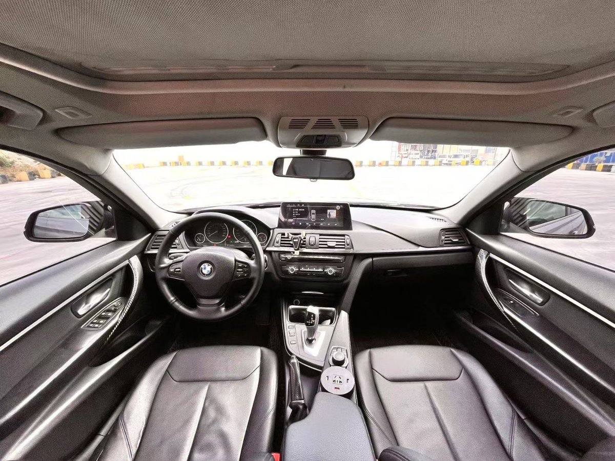 BMW 3 Series 2013 car image #6