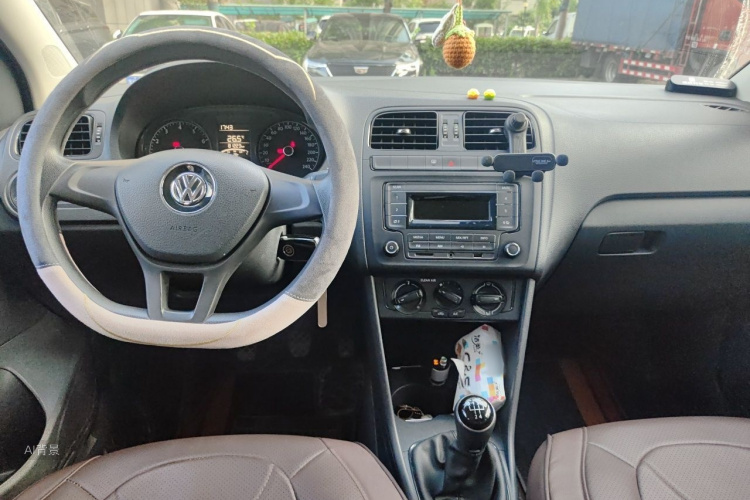 Volkswagen Polo 2017 #11 Volkswagen Polo 2017 car image #11