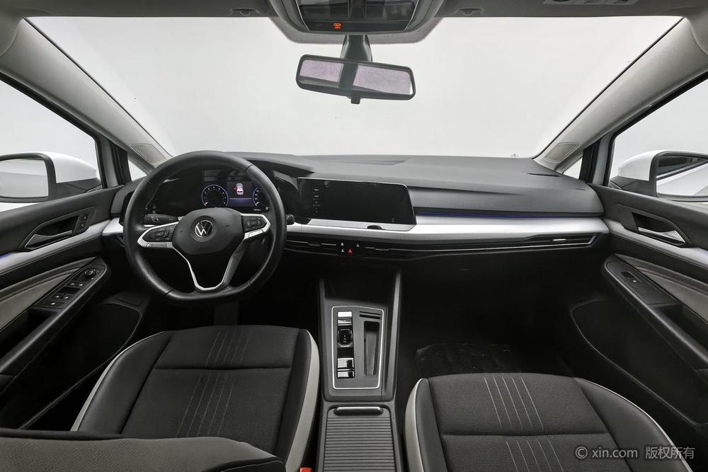Volkswagen Golf 2021 #12 Volkswagen Golf 2021 صورة سيارة #12