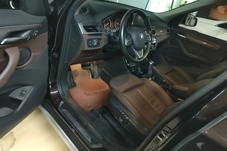 BMW X1 2017 #12 BMW X1 2017 car image #12