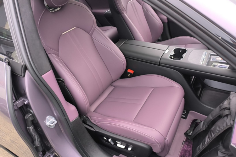2026 #24 2026 immagine di auto #24