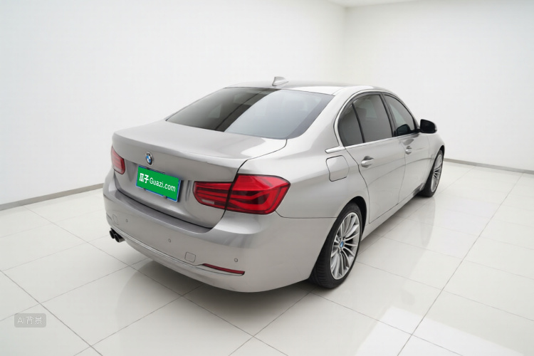 BMW 3 Series 2018 #7 BMW 3 Series 2018 car image #7