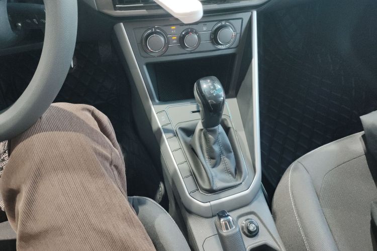 Volkswagen Polo 2024 imagem de carro #14