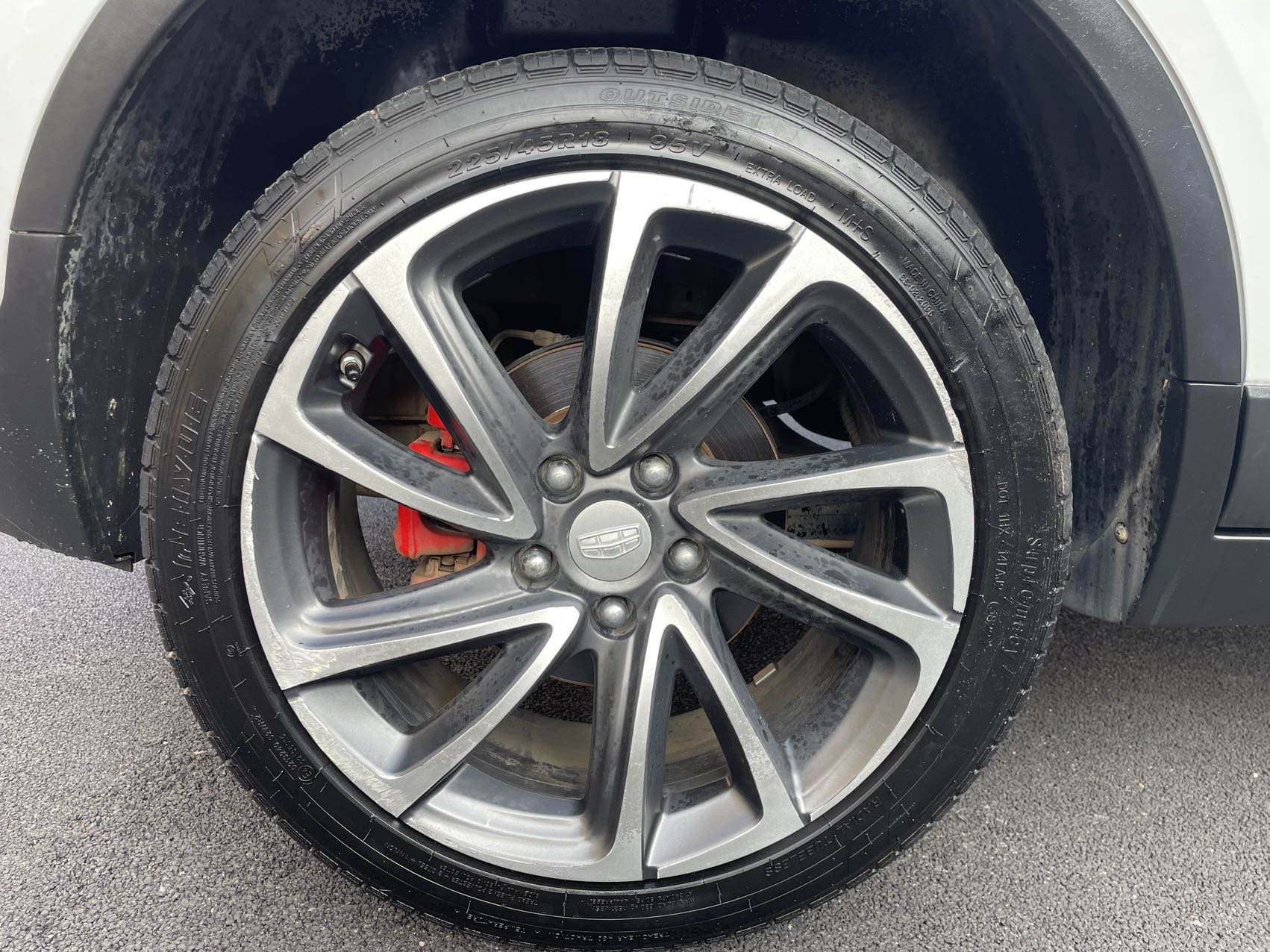 GEELY Emgrand GS 2018 car image #13