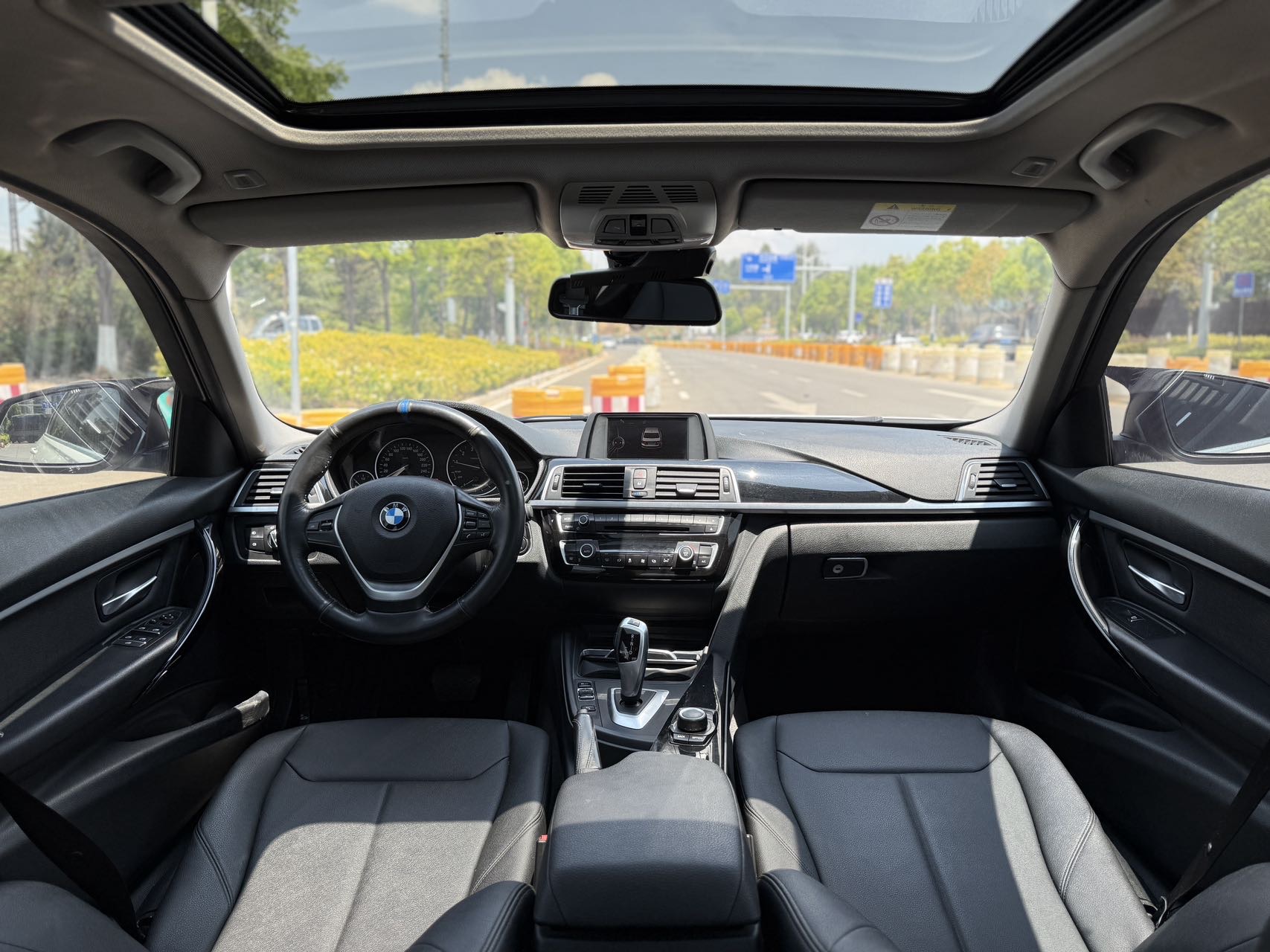 BMW 3 Series 2017 imagem de carro #6