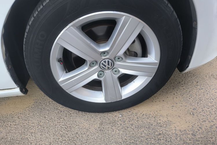 Volkswagen Golf 2015 car image #9