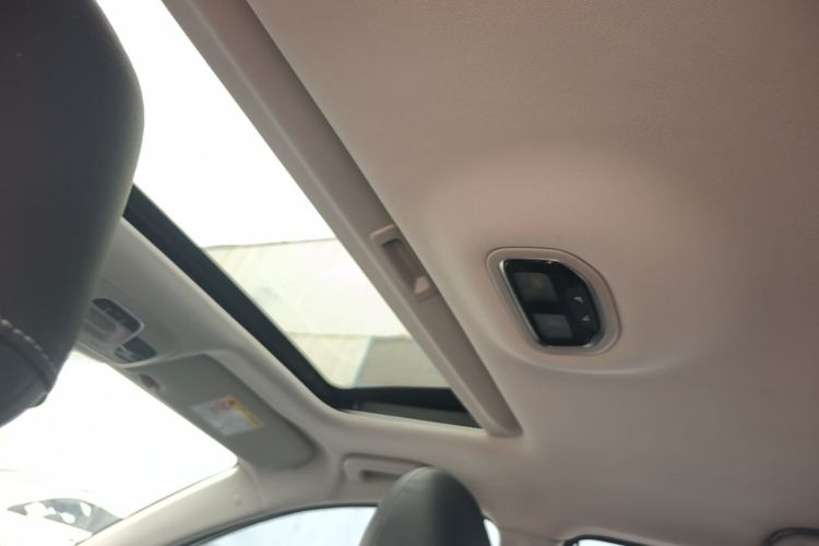 GEELY Emgrand 2021 immagine di auto #18