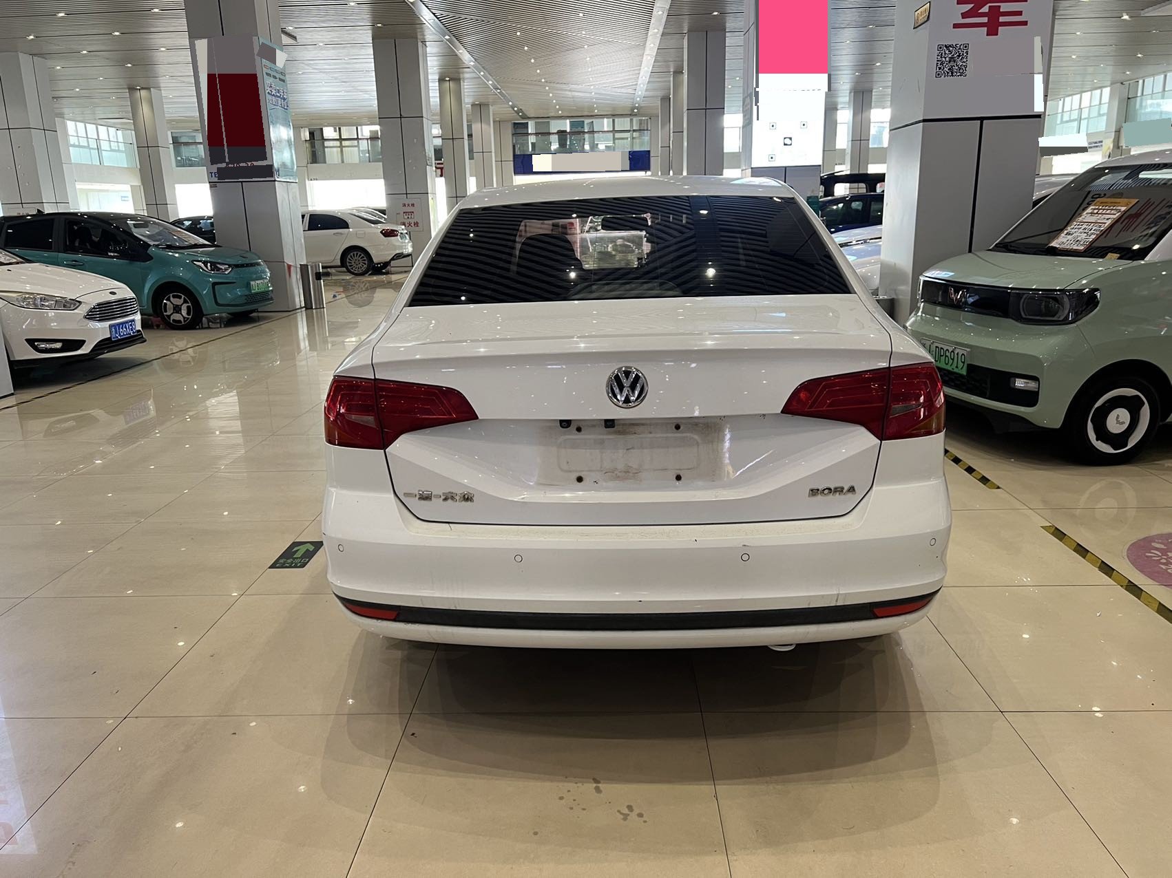 Volkswagen Bora 2017 car image #4