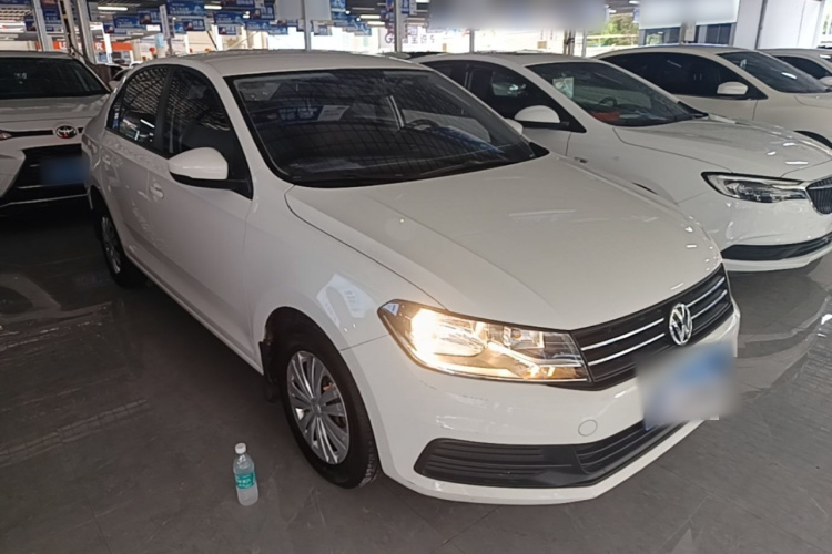 Volkswagen Santana 2016 car image #4