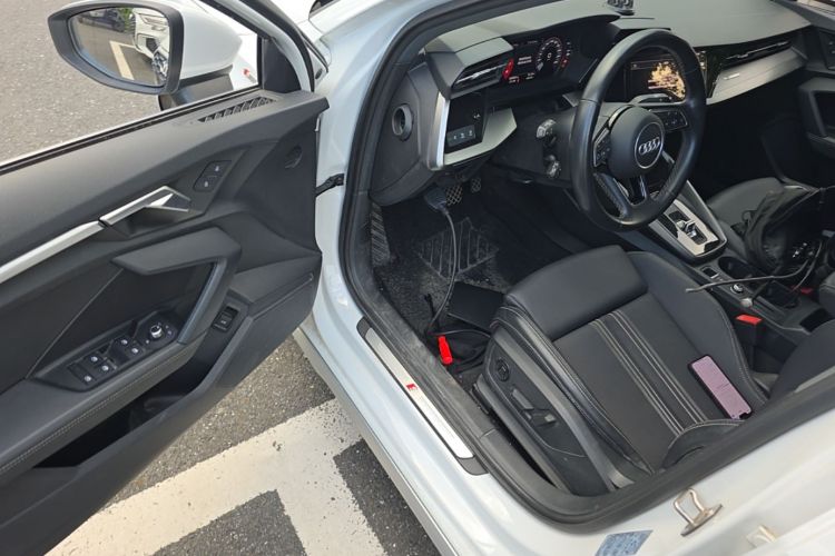 Audi A3 2024 immagine di auto #18