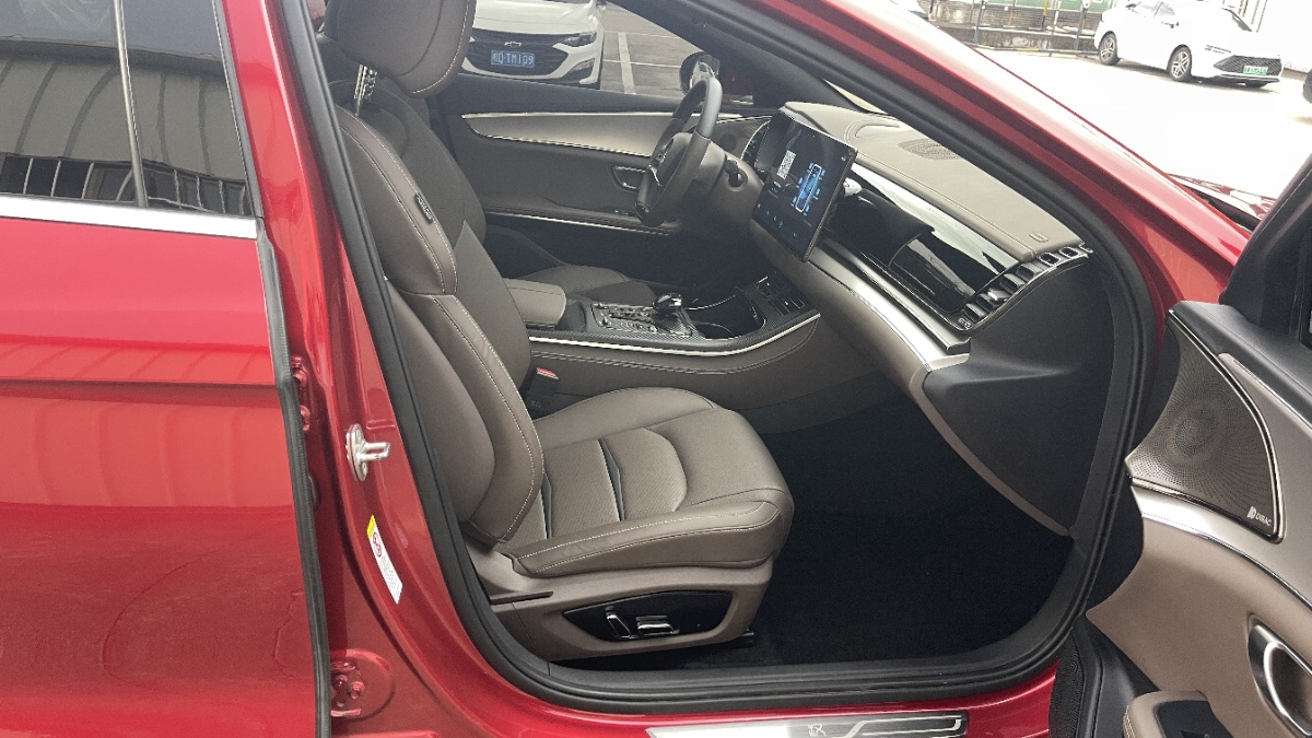 BYD Han 2022 #4 BYD Han 2022 car image #4