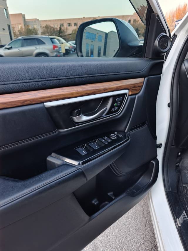 Honda CR-V 2019 car image #7