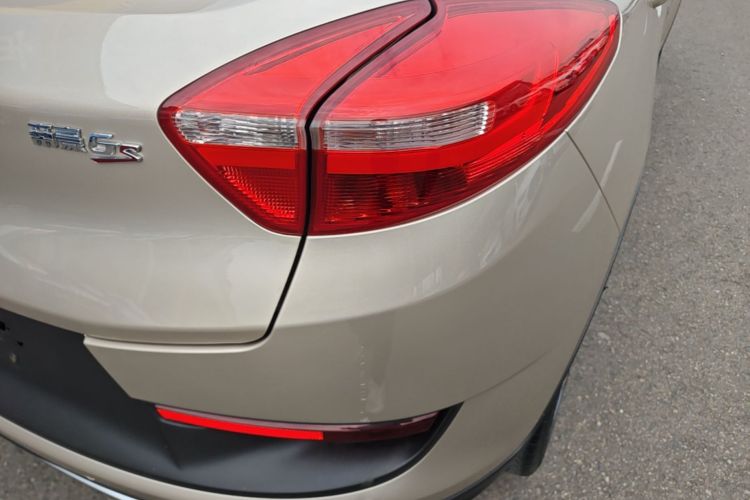 GEELY Emgrand GS 2017 car image #8