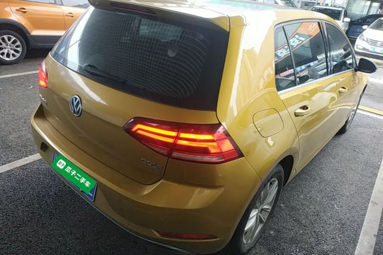 Volkswagen Golf 2018 immagine di auto #7