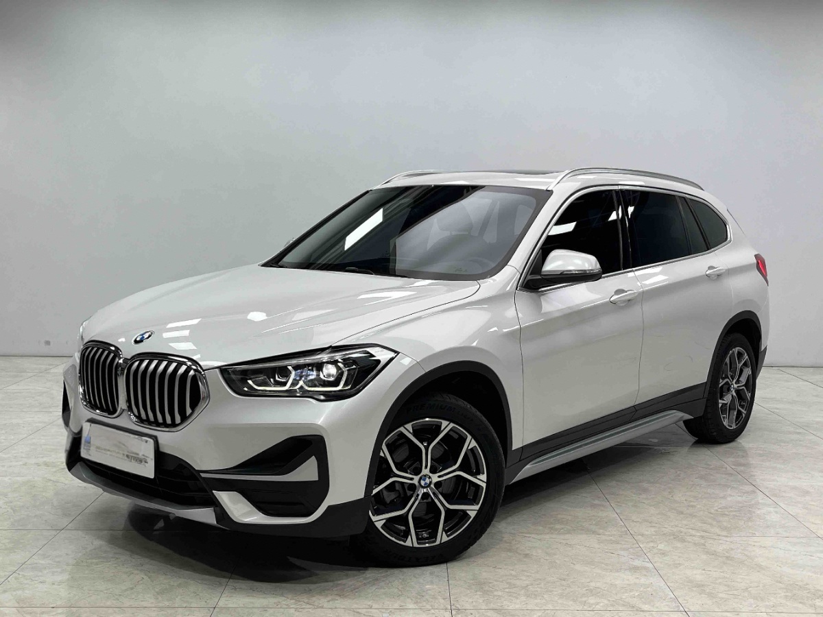 BMW X1 2022 BMW X1 2022 car image