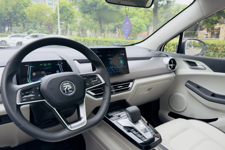 BYD Yuan Pro 2021 car image #12