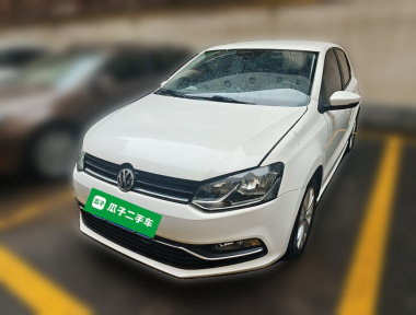 Volkswagen Polo 2015 car image 