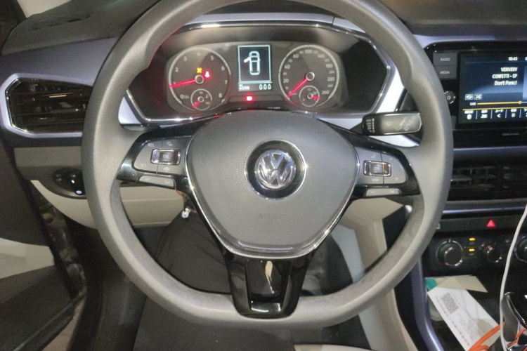 Volkswagen T-Cross 2019 car image #15