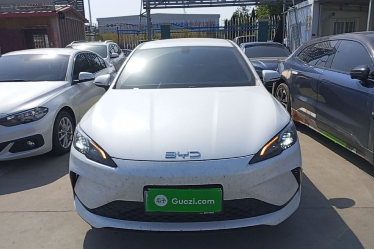 BYD Seal 05 DM-i 2025 car image #3