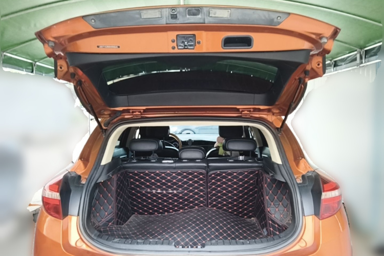 GEELY Emgrand GS 2016 car image #21