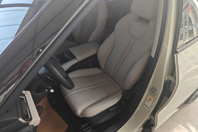 BYD YuanUP 2025 #15 BYD YuanUP 2025 car image #15