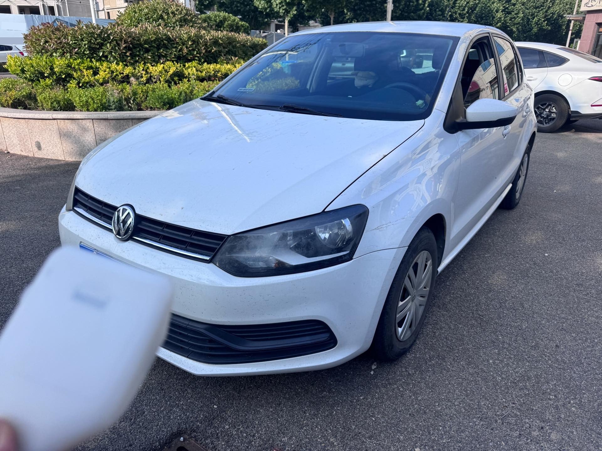 Volkswagen Polo 2017 car image 