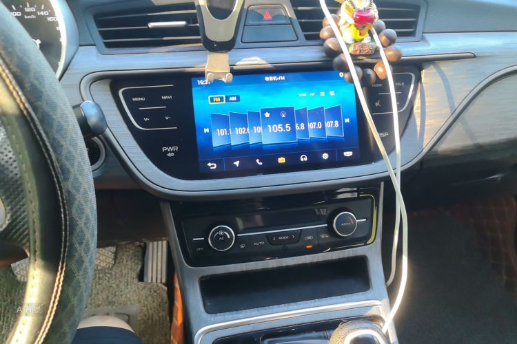 GEELY Emgrand GS 2018 car image #15