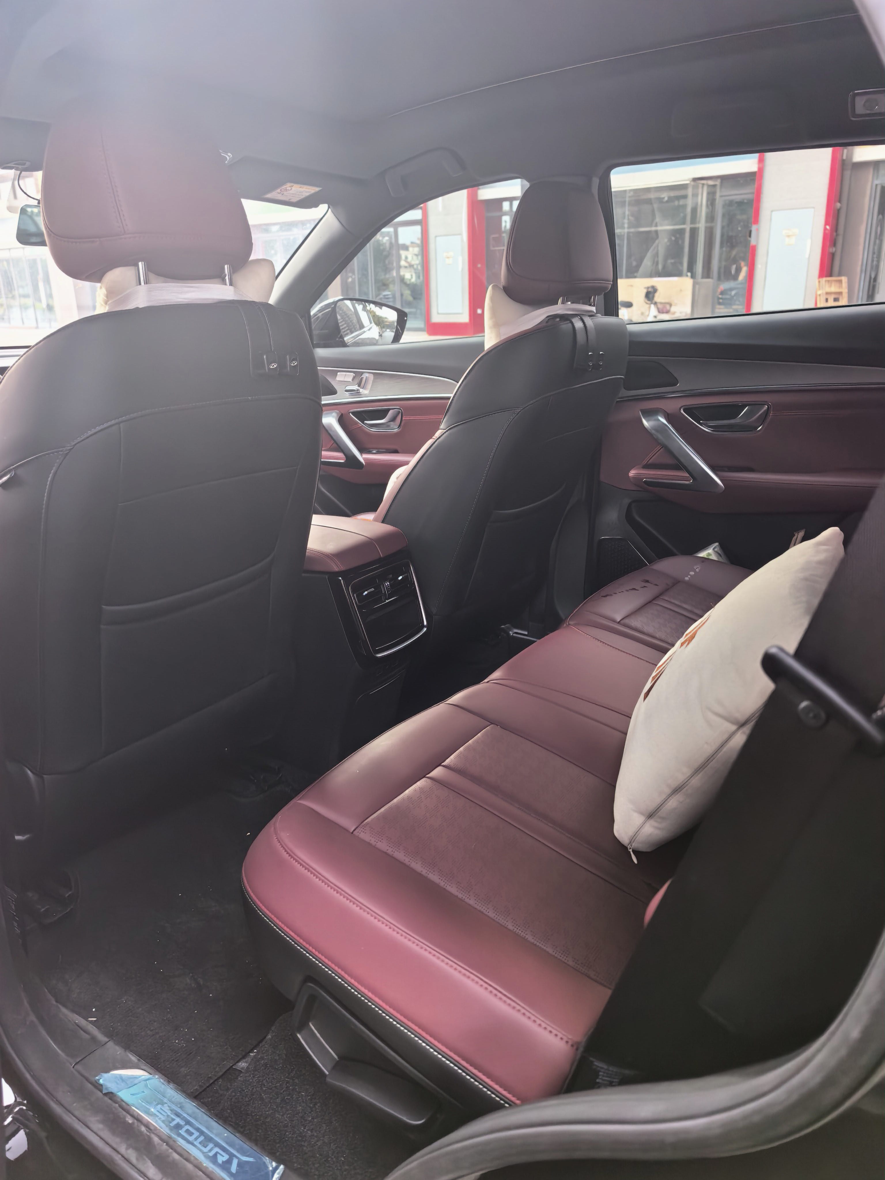 Jetour X70 PLUS 2025 car image #4