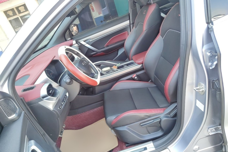 GEELY Coolray 2020 #15 GEELY Coolray 2020 car image #15