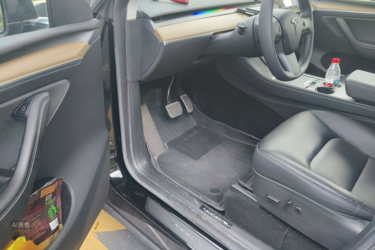 Tesla Model Y 2022 #18 Tesla Model Y 2022 car image #18