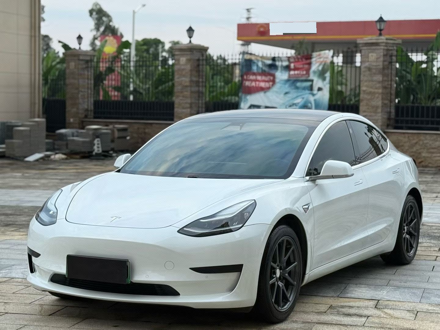 Tesla Model 3 2020 Tesla Model 3 2020 immagine di auto
