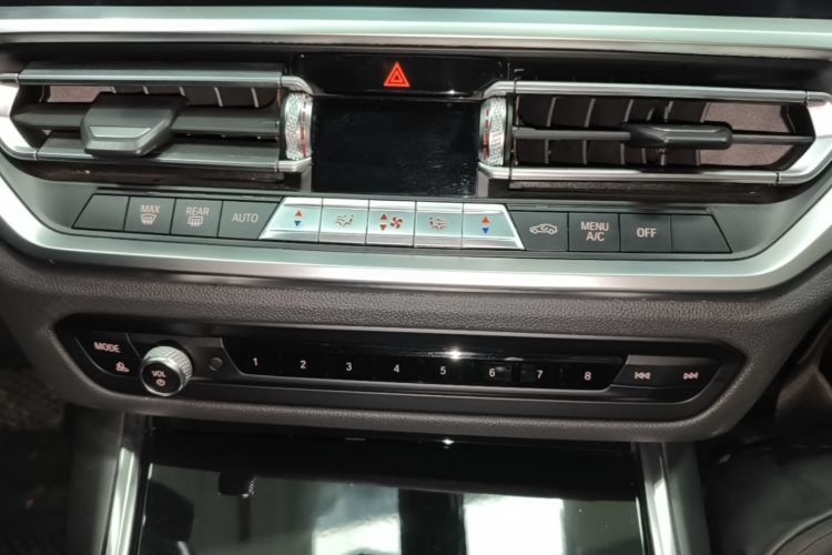 BMW 3 Series 2021 imagen de coche #13
