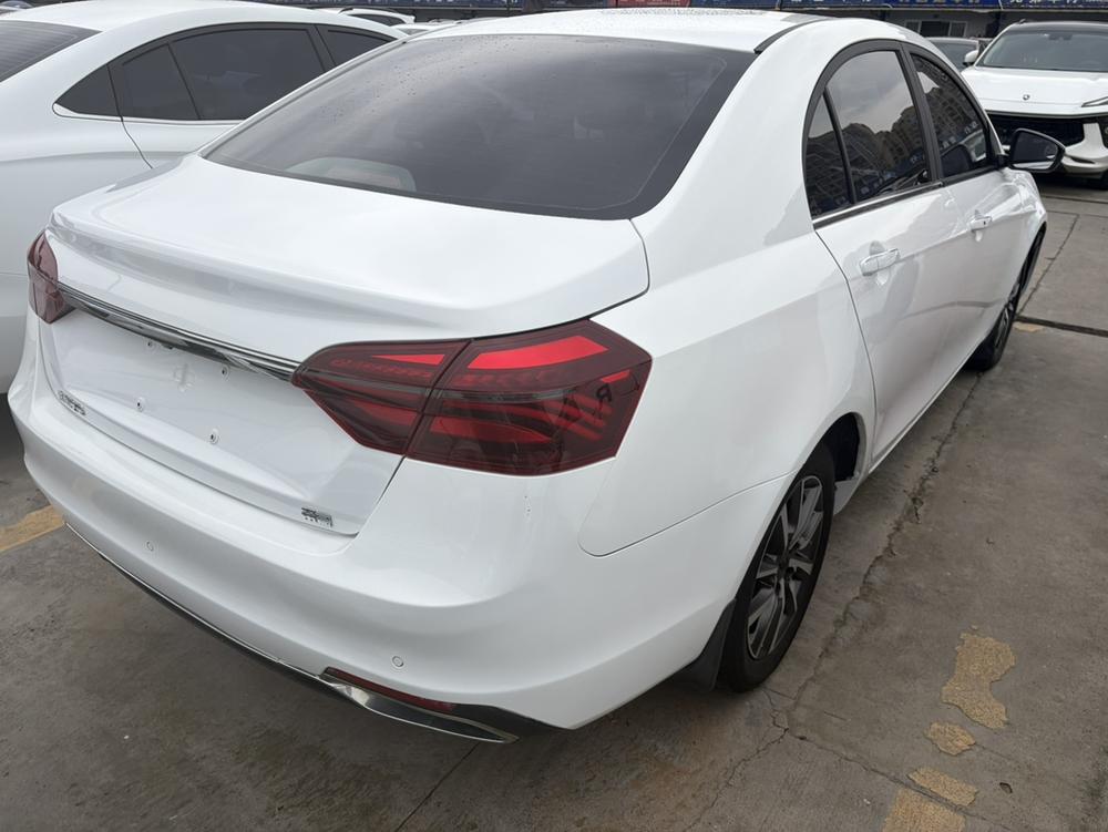 GEELY Emgrand 2019 #6 GEELY Emgrand 2019 car image #6