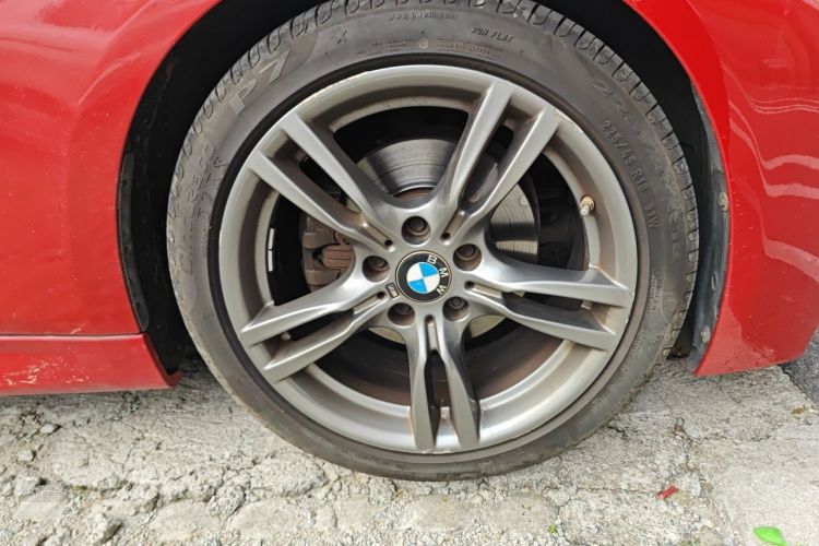 BMW 3 Series 2018 #9 BMW 3 Series 2018 immagine di auto #9