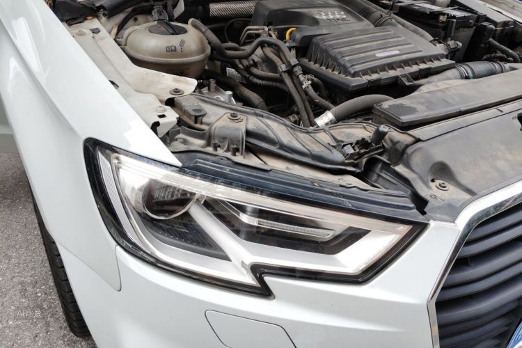 Audi A3 2018 car image #8