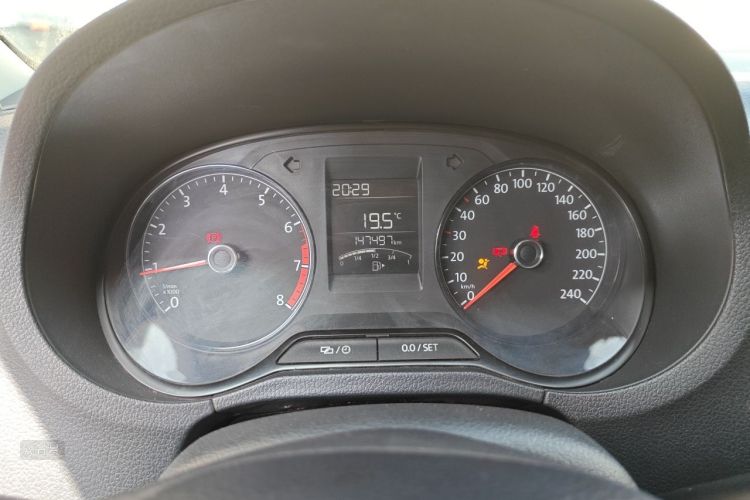 Volkswagen Polo 2016 #13 Volkswagen Polo 2016 car image #13