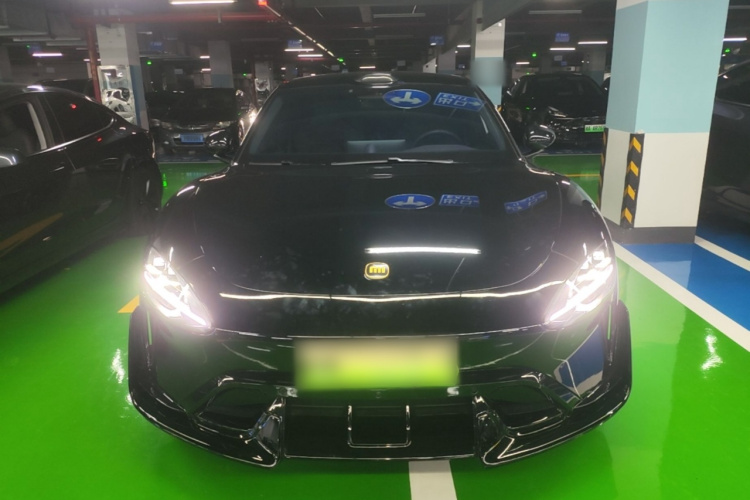 MI SU7 2025 car image #3