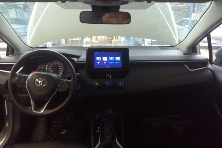 Toyota Corolla 2023 car image #10