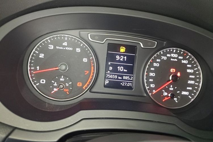 Audi Q3 2016 #12 Audi Q3 2016 car image #12