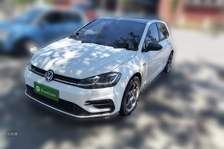 Volkswagen Golf 2018 car image #2