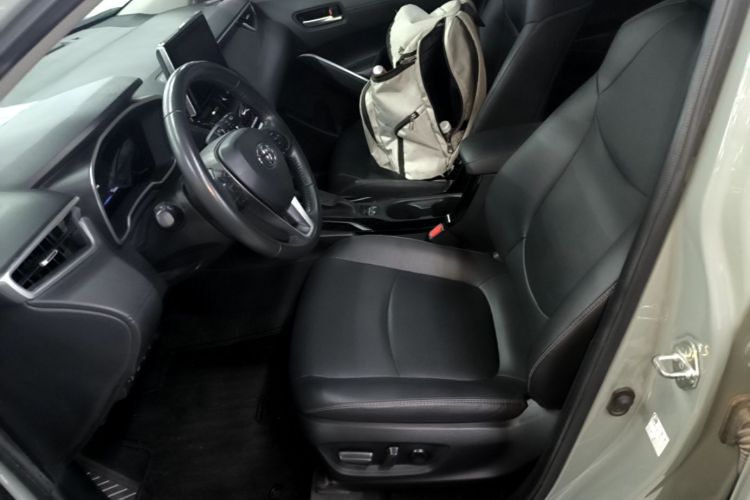 Toyota Corolla Cross 2022 #15 Toyota Corolla Cross 2022 car image #15