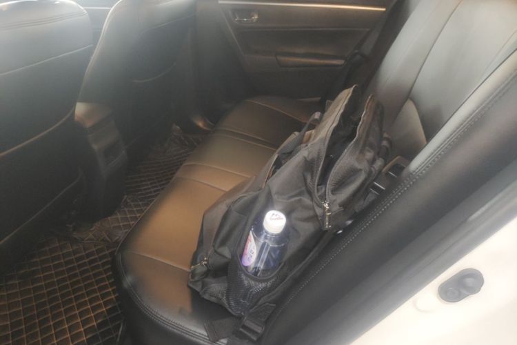 Toyota Corolla 2017 car image #17