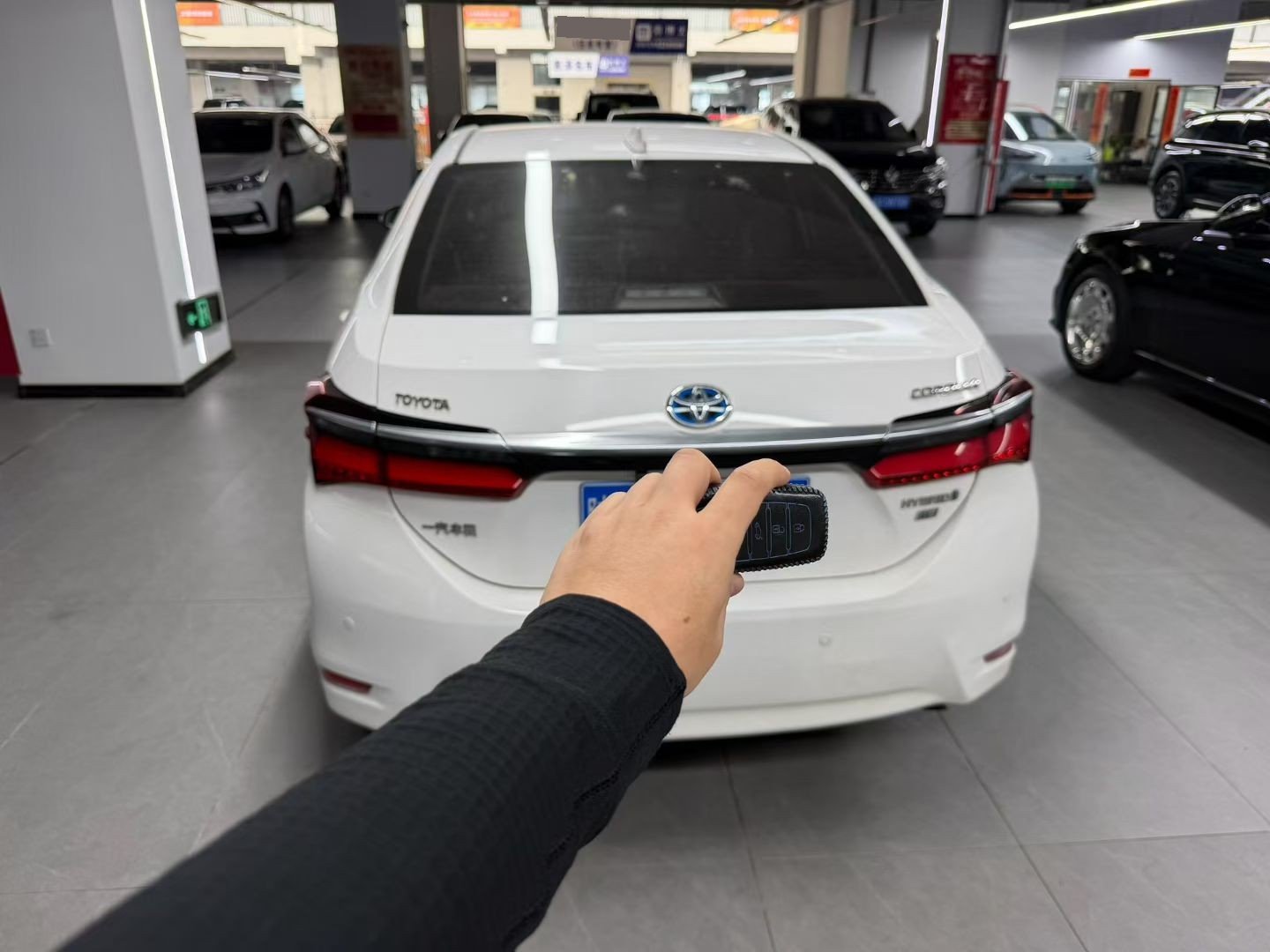 Toyota Corolla 2016 #8 Toyota Corolla 2016 car image #8