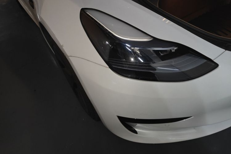 Tesla Model 3 2023 car image #8