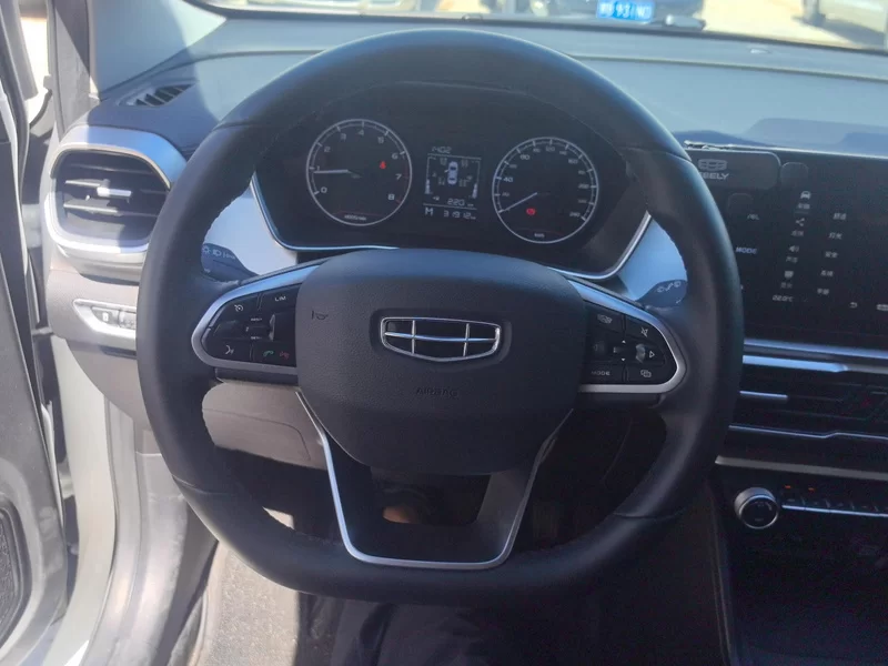 GEELY Coolray 2023 #14 GEELY Coolray 2023 image de voiture #14