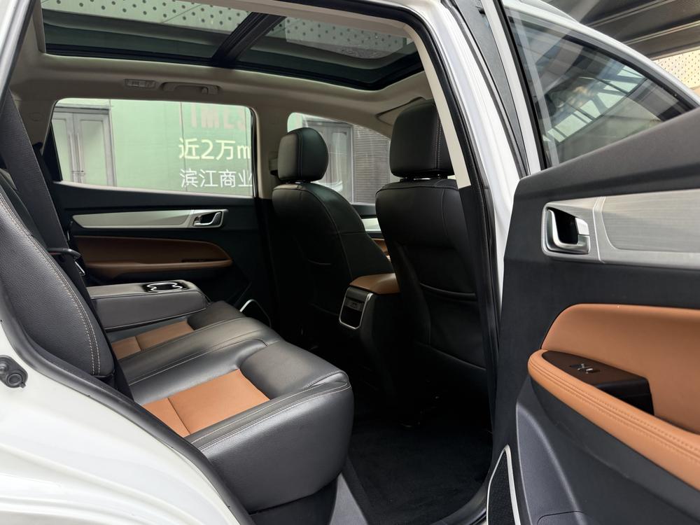 GEELY Vision X6 2018 car image #17