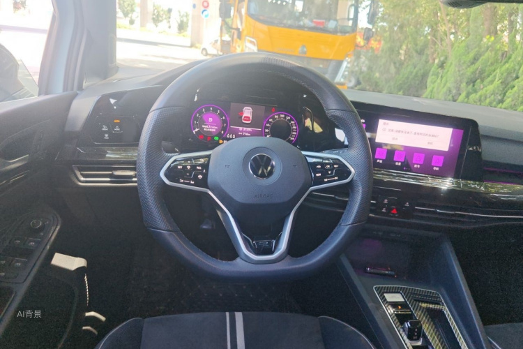 Volkswagen Golf 2022 car image #12