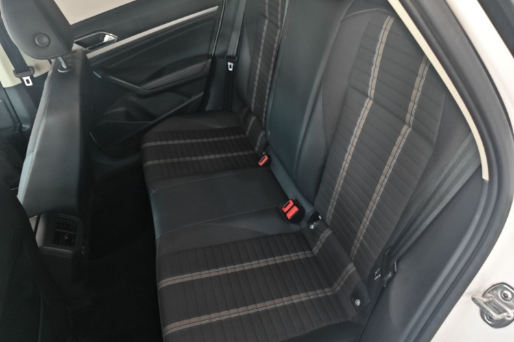 Volkswagen Lavida 2019 #17 Volkswagen Lavida 2019 car image #17